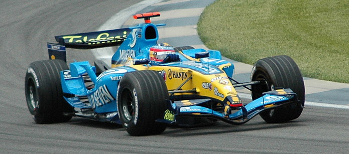Fernando Alonso's Renault at the 2005 US Grand Prix