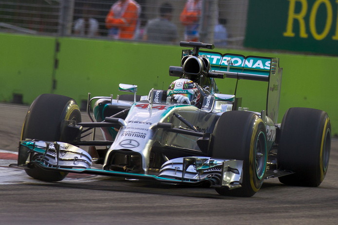 Lewis Hamilton's Mercedes at the 2014 Singapore Grand Prix