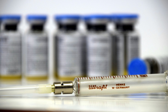 Syringe and Medicine